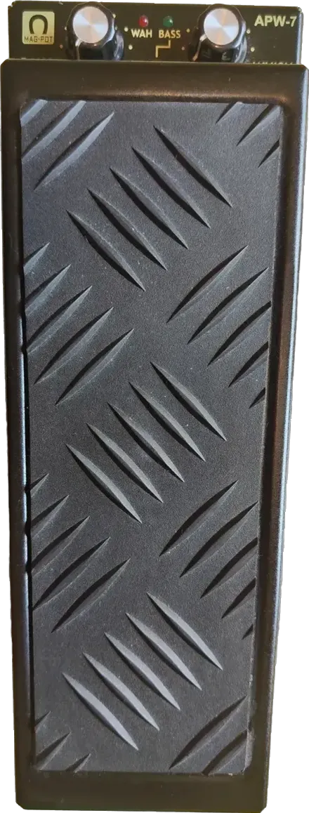 APW-7 Dual Mode Whish Wah